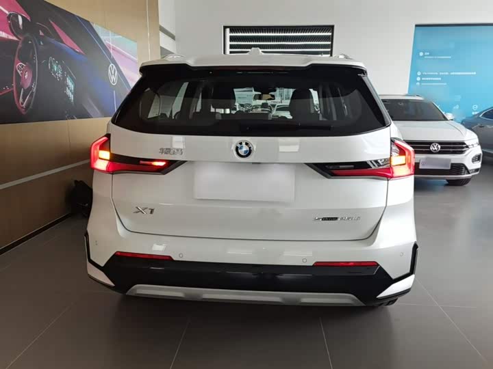 BMW X1, 2025 — фото 6 из 9
