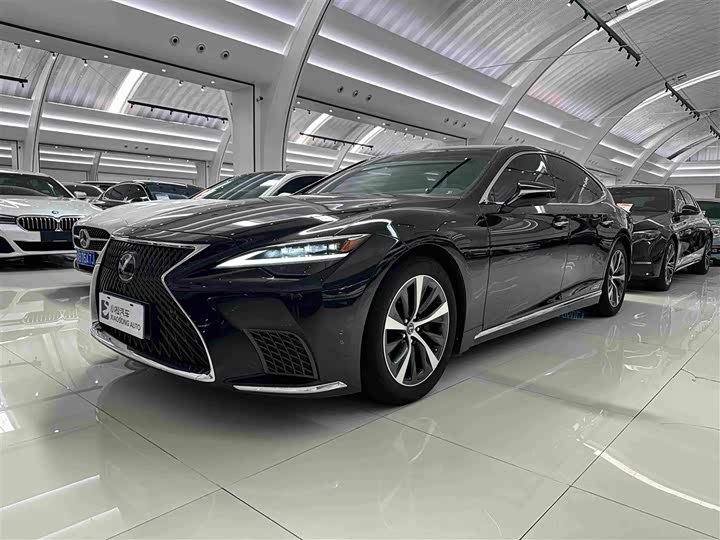 Lexus LS, 2022 — купить в Йошкар-Оле под ключ