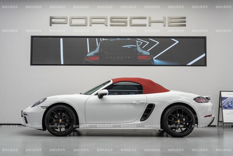 Porsche 718, 2025 — фото 4 из 12