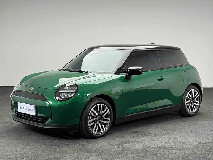 Mini Cooper, 2024 — фото 7 из 9