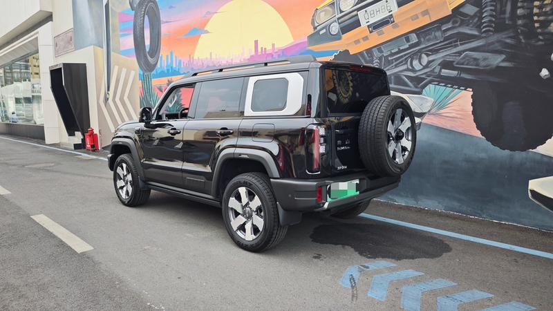 BAIC Beijing BJ40 Hybrid, 2025 — фото 5 из 12