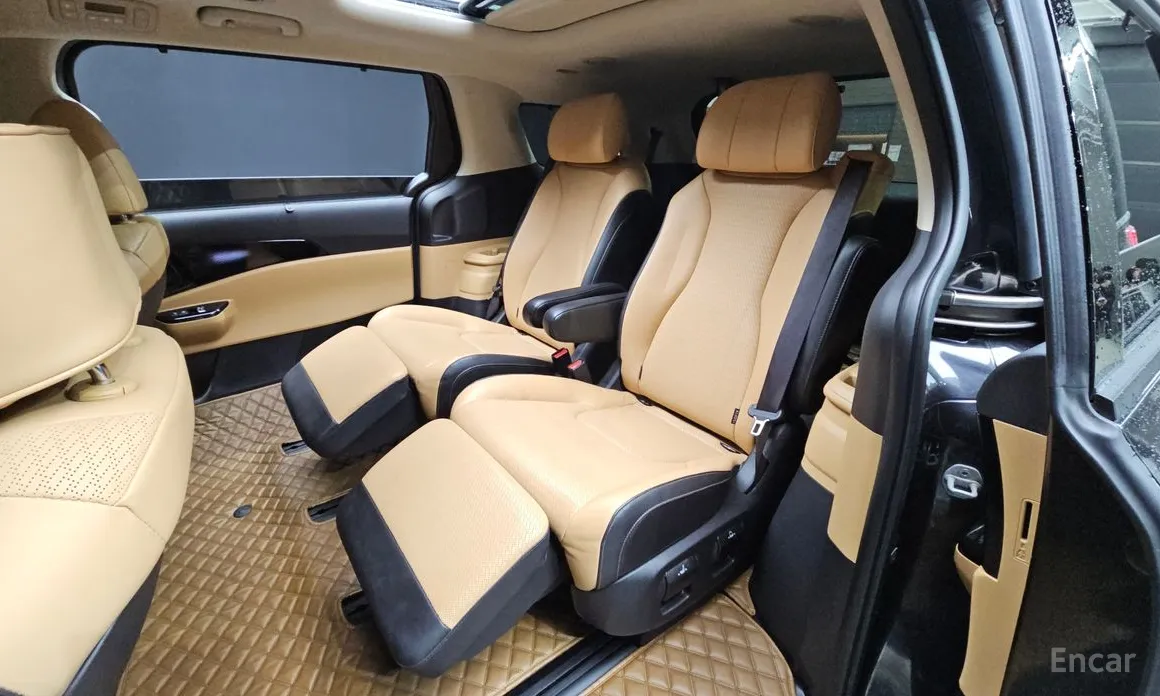 Kia Carnival, 2021 — фото 12 из 12