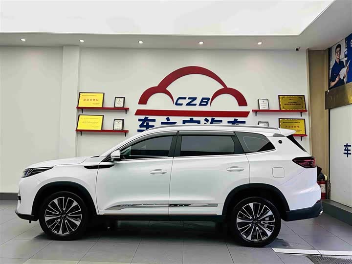 Chery Tiggo 8 Pro, 2023 — фото 4 из 9