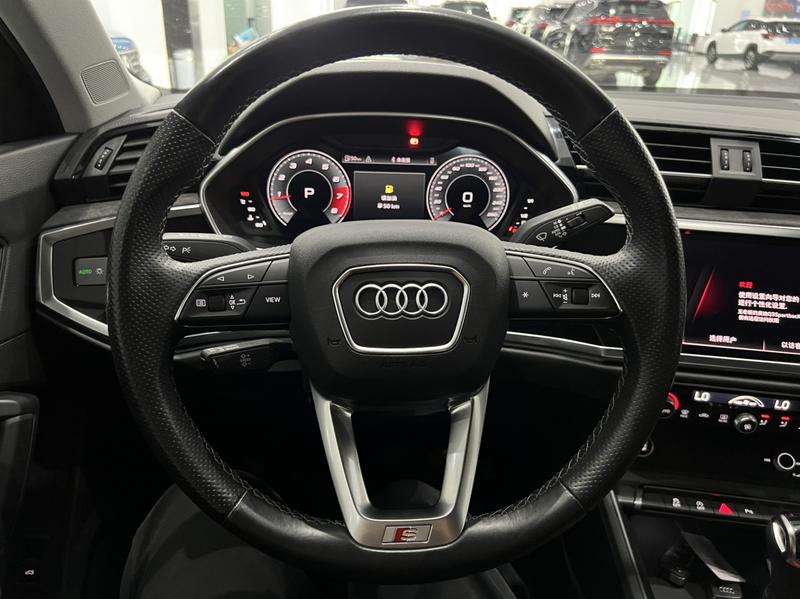 Audi Q3 Sportback, 2023 — фото 10 из 12