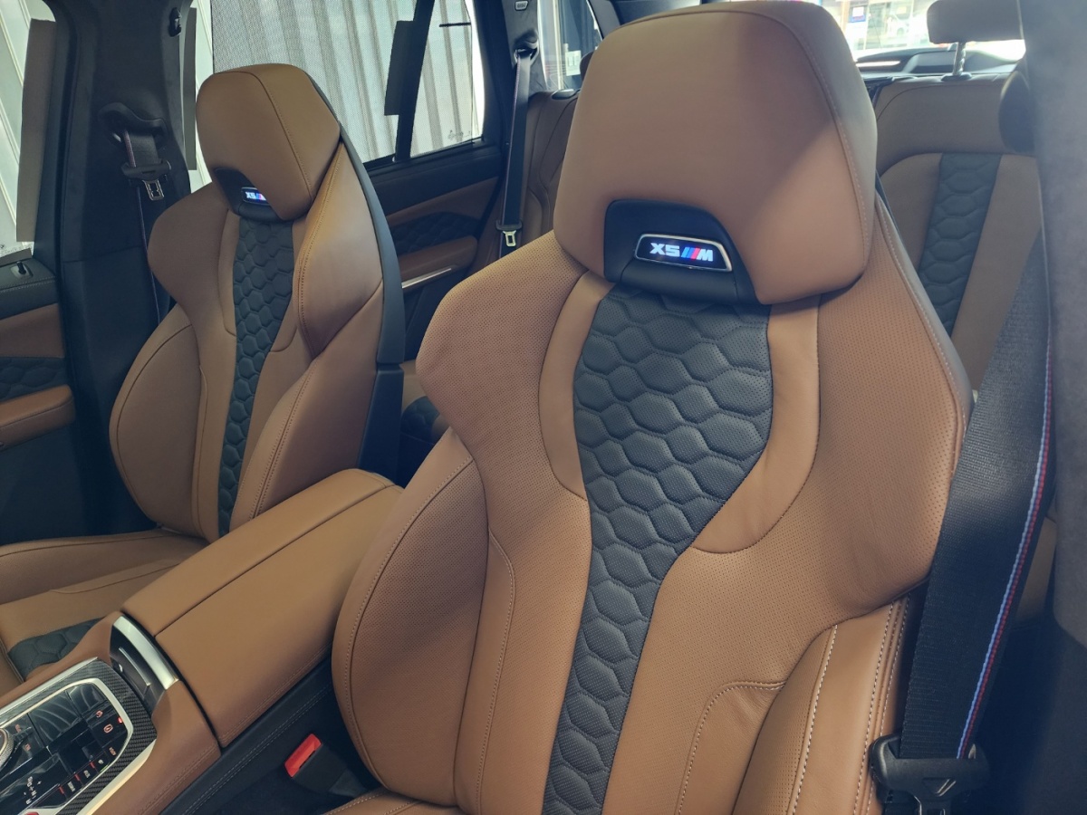 BMW X5 M, 2025 — фото 7 из 12