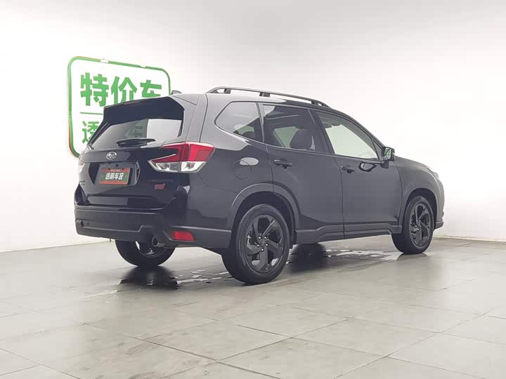 Subaru Forester, 2024 — фото 2 из 9