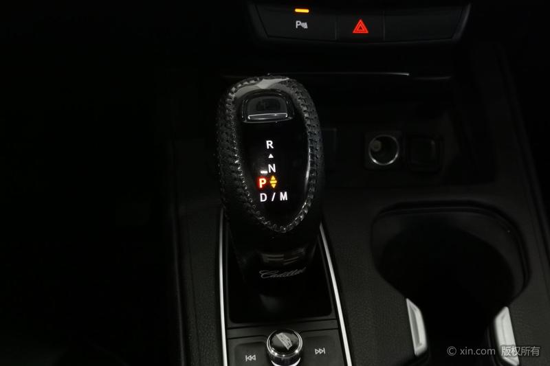 Cadillac XT4, 2022 — фото 10 из 12