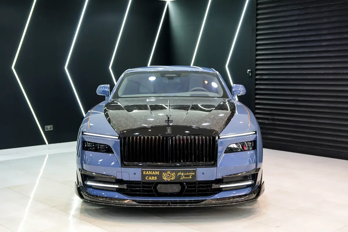 Rolls-Royce Spectre, 2024 — фото 2 из 10
