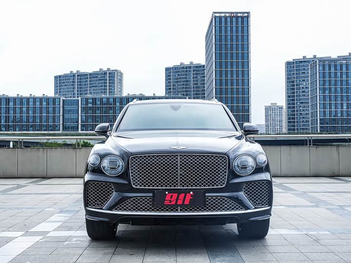 Bentley Bentayga, 2022 — фото 3 из 9