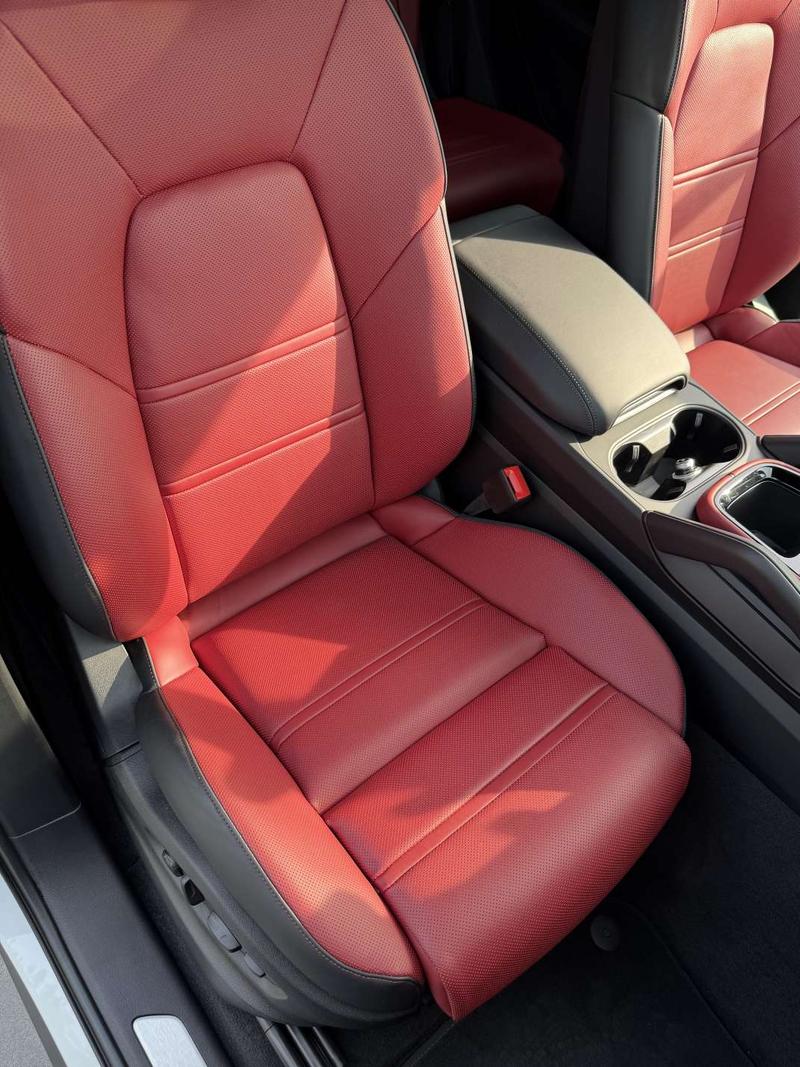 Porsche Cayenne, 2026 — фото 12 из 12