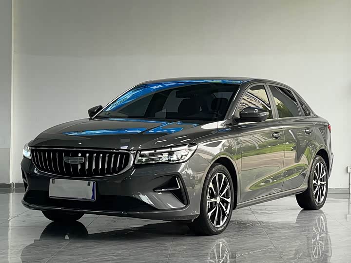 Geely Emgrand, 2025 — купить в Санкт-Петербурге под ключ