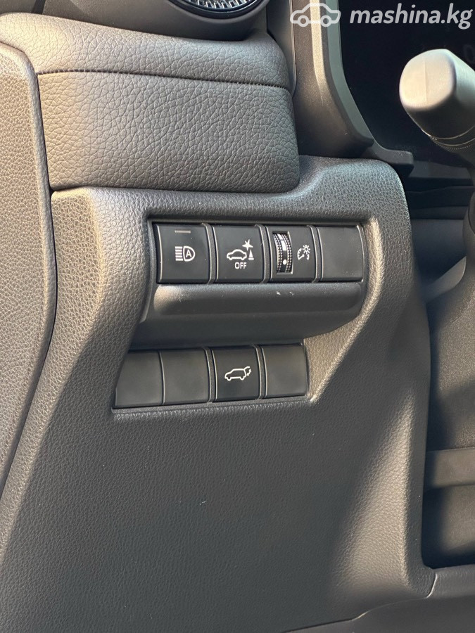 Toyota Land Cruiser Prado, 2024 — фото 4 из 5