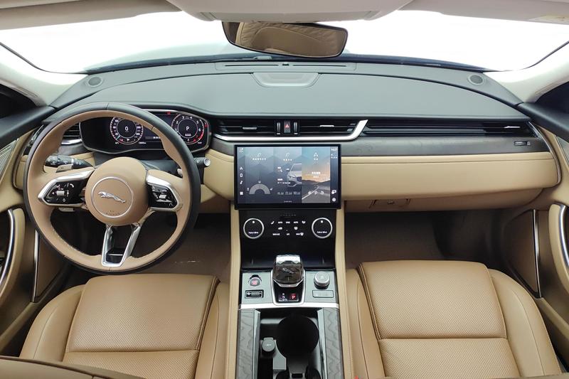 Jaguar XF L, 2024 — фото 9 из 12