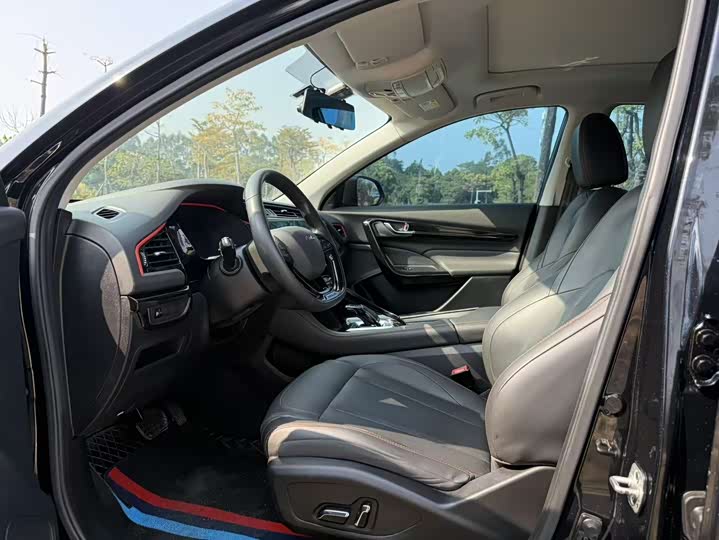 Dongfeng Aeolus AX7, 2022 — фото 6 из 9