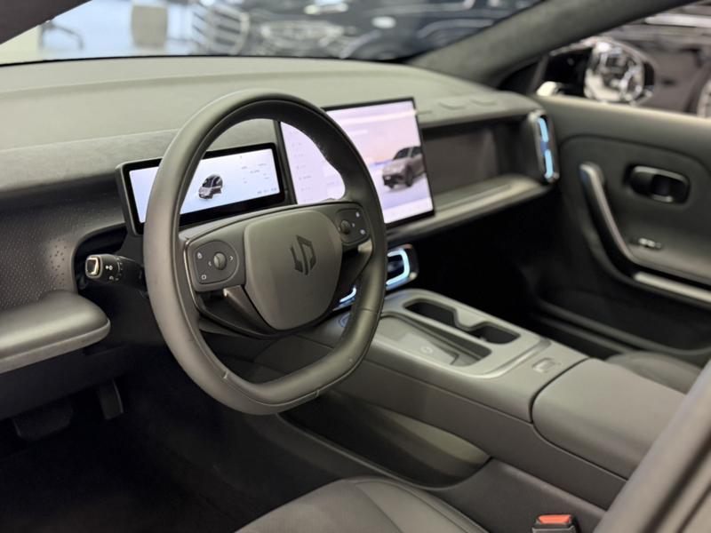 Leapmotor Lafa5, 2025 — фото 11 из 12