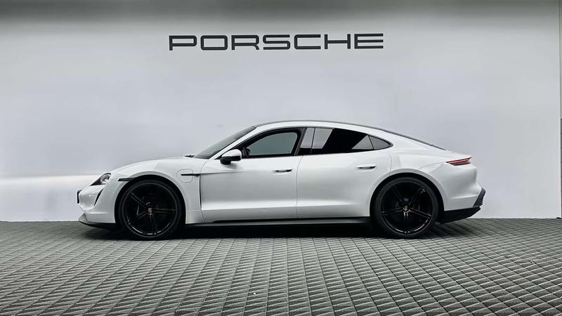 Porsche Taycan, 2021 — фото 4 из 12