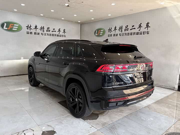 Volkswagen Teramont X, 2024 — фото 7 из 9