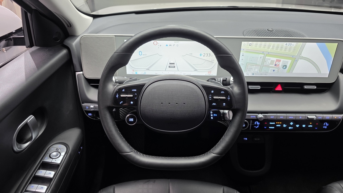 Hyundai Ioniq 5, 2023 — фото 12 из 12