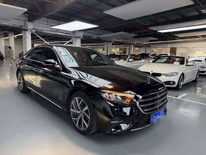 Mercedes-Benz E-Class, 2024 — фото 3 из 9