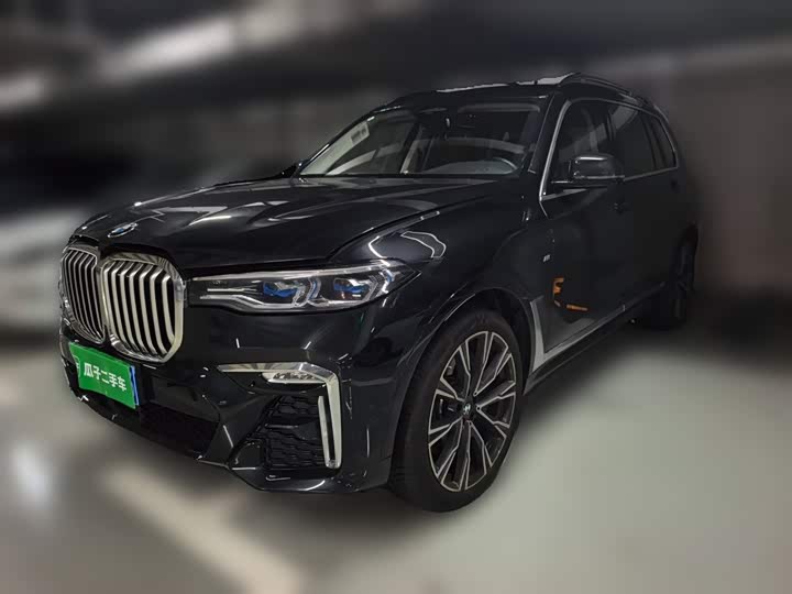 BMW X7, 2021 — купить в Кирове под ключ