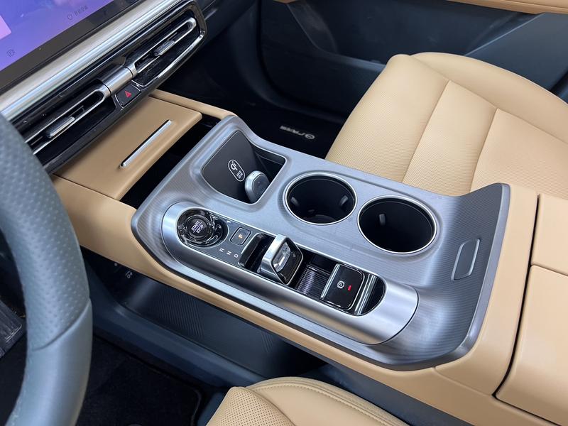 GAC Trumpchi E8, 2024 — фото 12 из 12