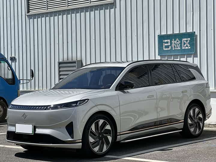 Dongfeng Yipai eπ 008, 2024 — купить в Москве под ключ