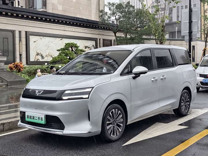 Wuling Starlight 730 Hybrid/EV, 2026 — купить в Перми под ключ