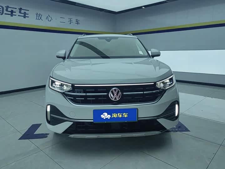 Volkswagen Tayron GTE Hybrid, 2023 — фото 2 из 9