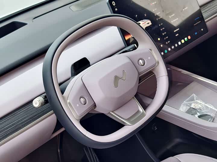 Nio Onvo L60, 2025 — фото 8 из 9