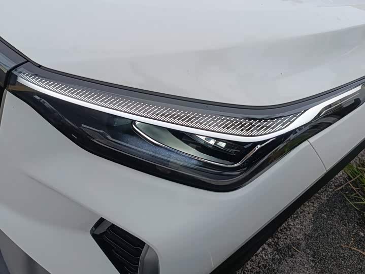 Geely Atlas, 2025 — фото 5 из 9