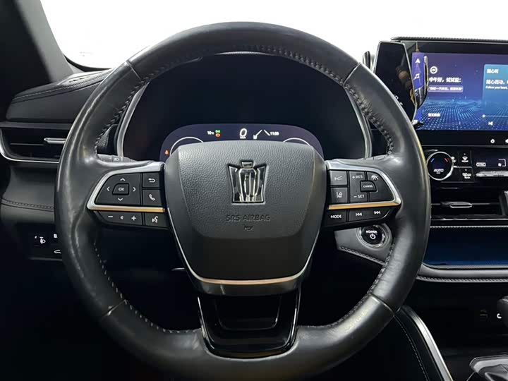 Toyota Crown Kluger, 2023 — фото 3 из 9