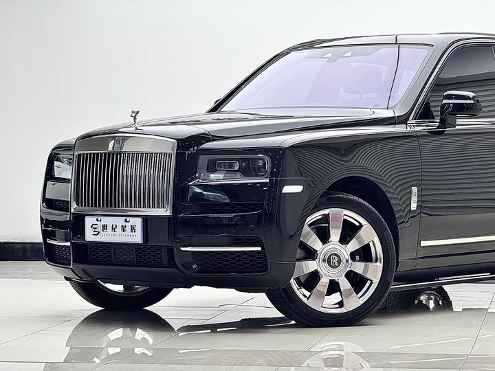 Rolls-Royce Cullinan, 2021 — фото 7 из 9