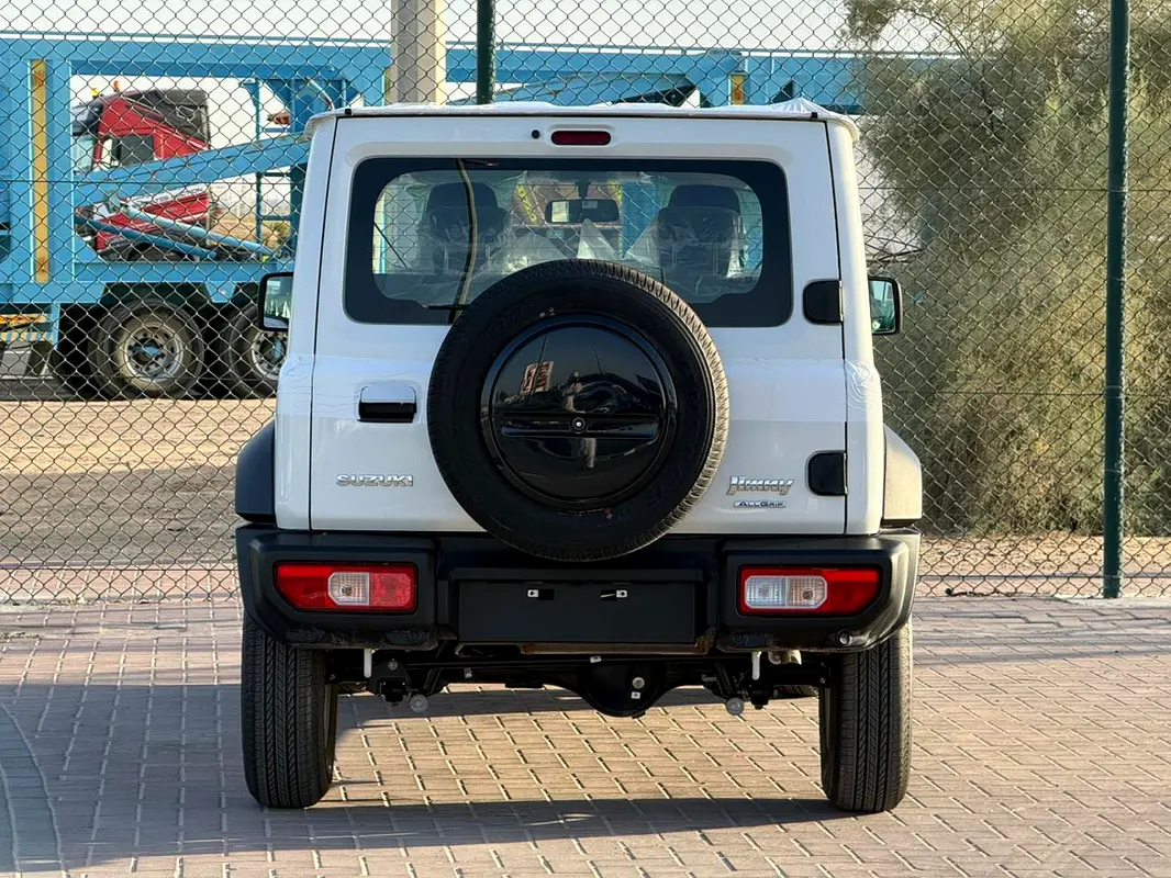 Suzuki Jimny, 2026 — фото 4 из 10