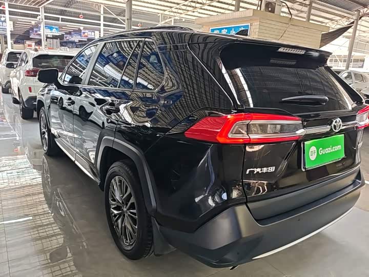 Toyota Wildlander, 2024 — фото 5 из 9