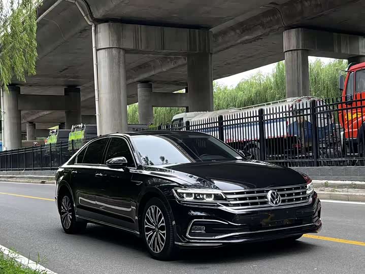 Volkswagen Phideon, 2022 — фото 3 из 9