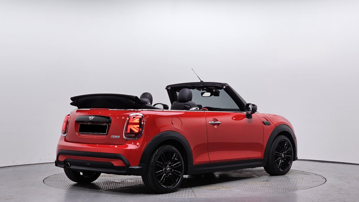 Mini Cooper Convertible, 2023 — фото 2 из 12