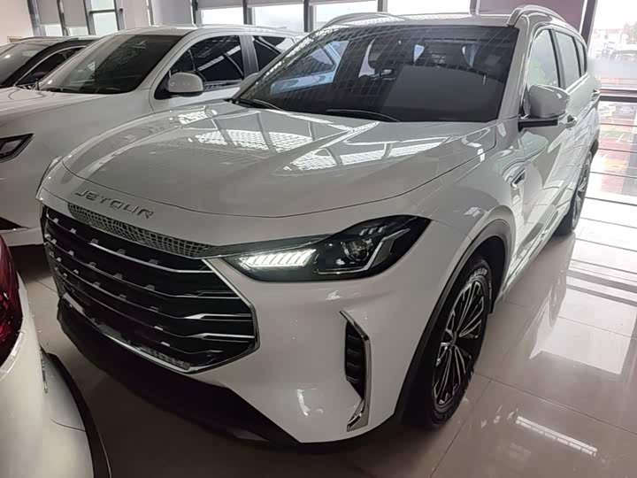 Jetour X70 Plus, 2022 — фото 3 из 9