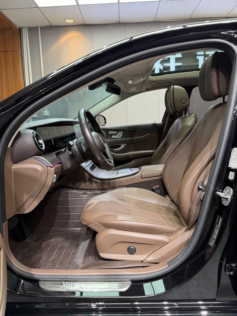 Mercedes-Benz E-Class, 2022 — фото 11 из 12