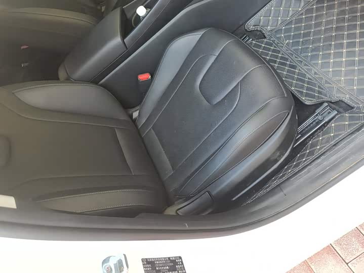 Hyundai Elantra N line, 2025 — фото 8 из 9