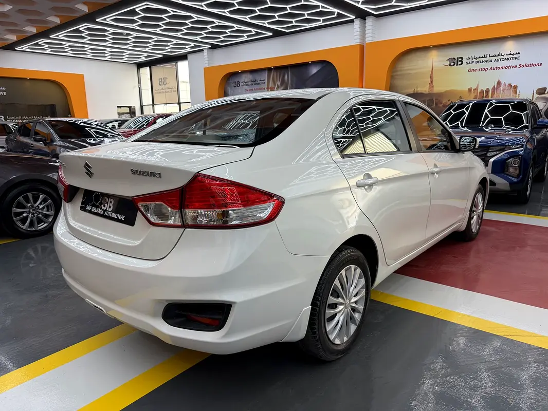 Suzuki Ciaz, 2023 — фото 7 из 10