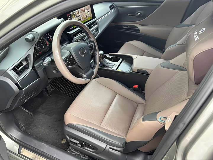 Lexus ES, 2023 — фото 3 из 7