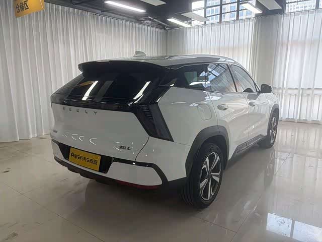 Geely Atlas L, 2025 — фото 2 из 9