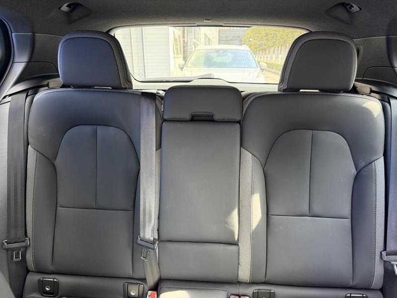 Volvo XC40, 2024 — фото 12 из 12