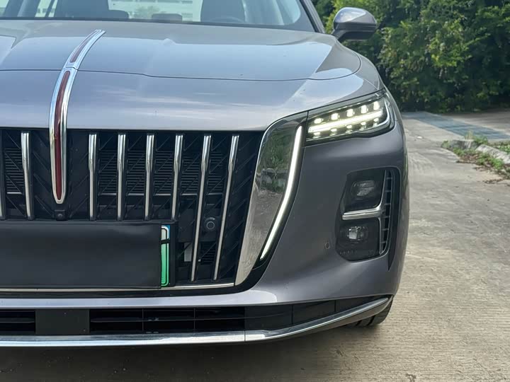 Hongqi H5 Hybrid, 2025 — фото 3 из 9