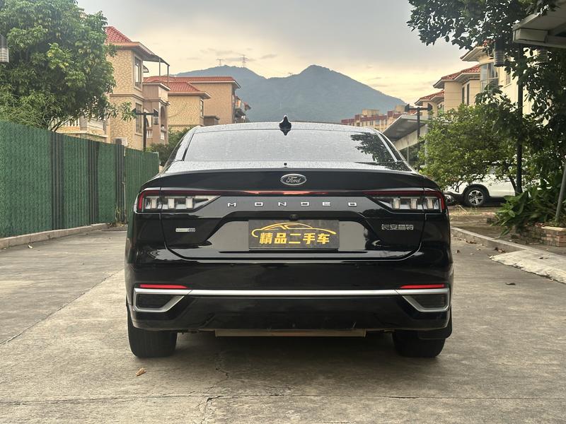 Ford Mondeo, 2022 — фото 5 из 10