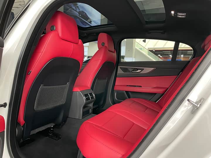 Jaguar XE L, 2021 — фото 9 из 9