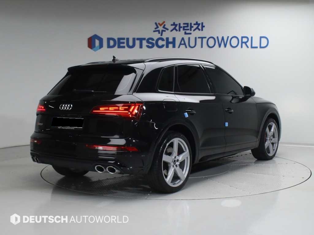 Audi SQ5, 2023 — фото 2 из 12