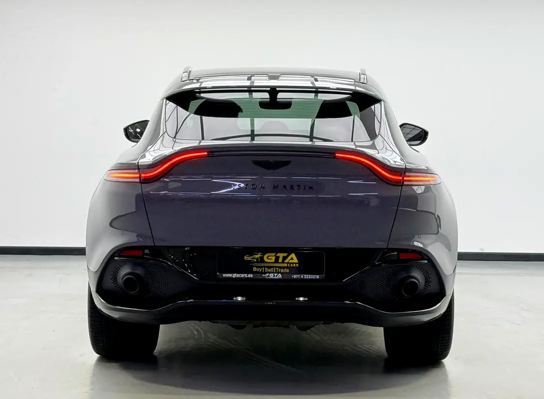 Aston Martin DBX, 2022 — фото 5 из 10