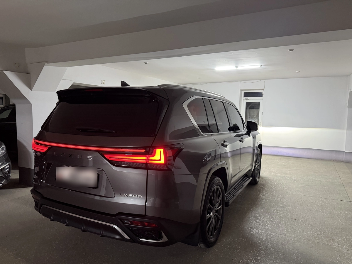 Lexus LX, 2023 — фото 2 из 6