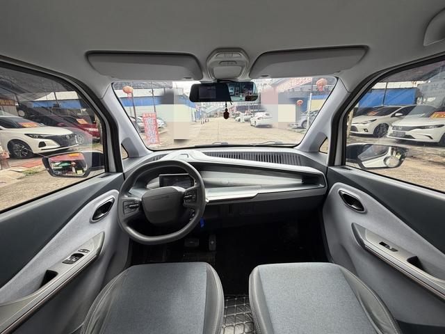 Wuling Nano EV, 2022 — фото 10 из 12